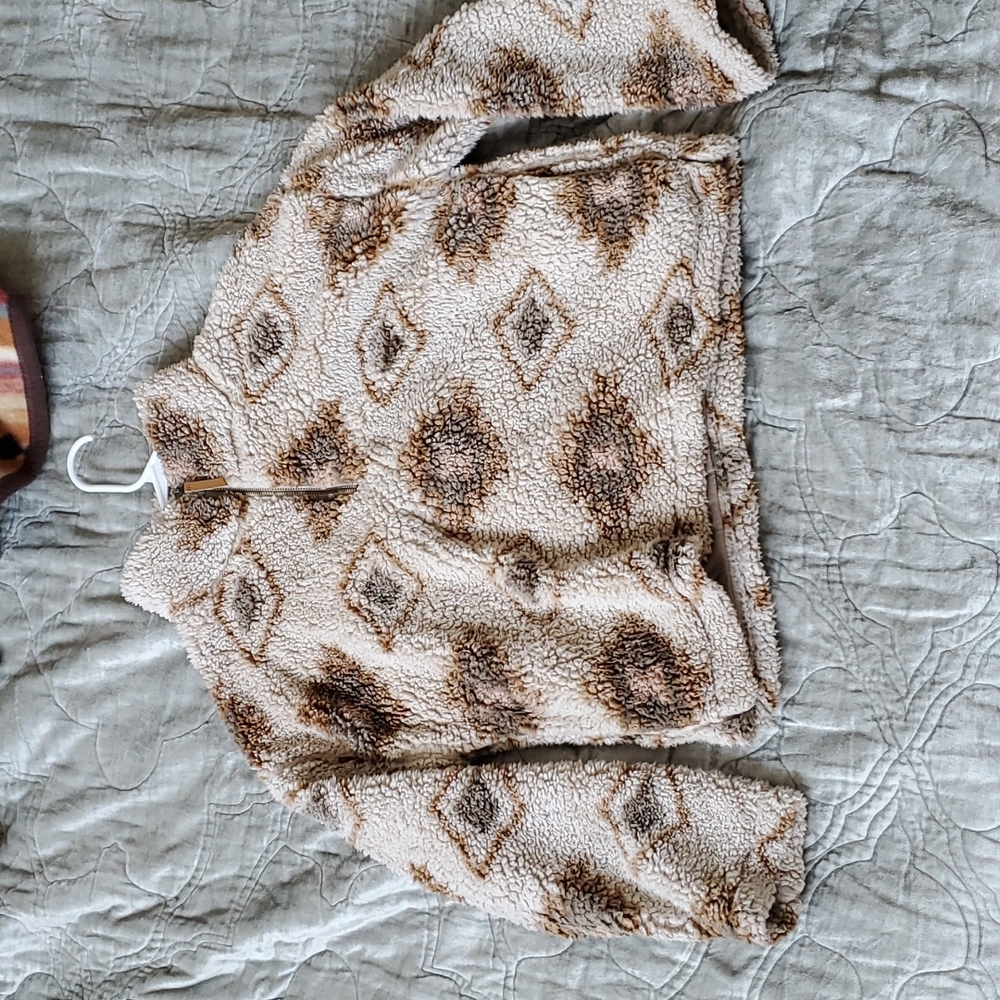 Fuzzy Pull Over
